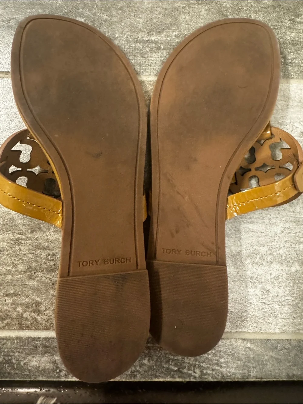 Tory Burch Miller Patent Leather Thong Sandal in Tan, 8M